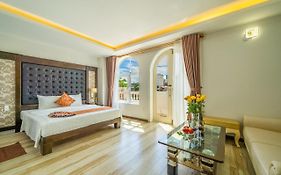 Khách sạn Công Viên Hạ Long